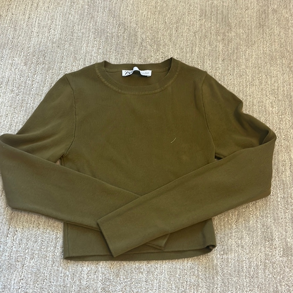 green zara long sleeve